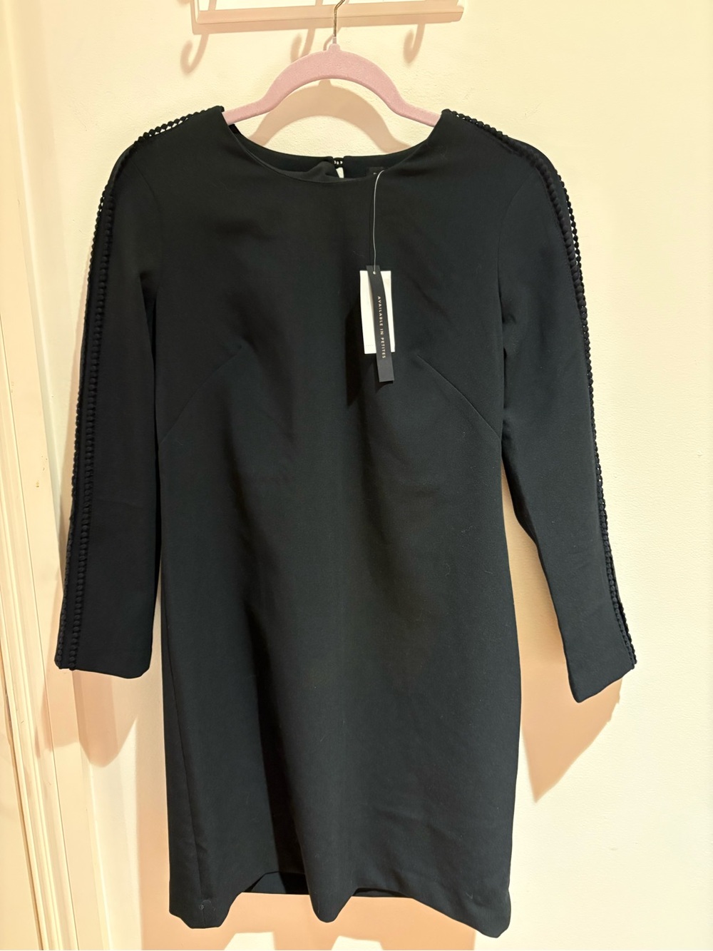 Banana Republic Black Long-Sleeve Shift Dress